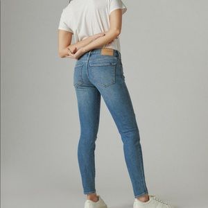 Lucky Brand Lolita Skinny Jean with/raw hem